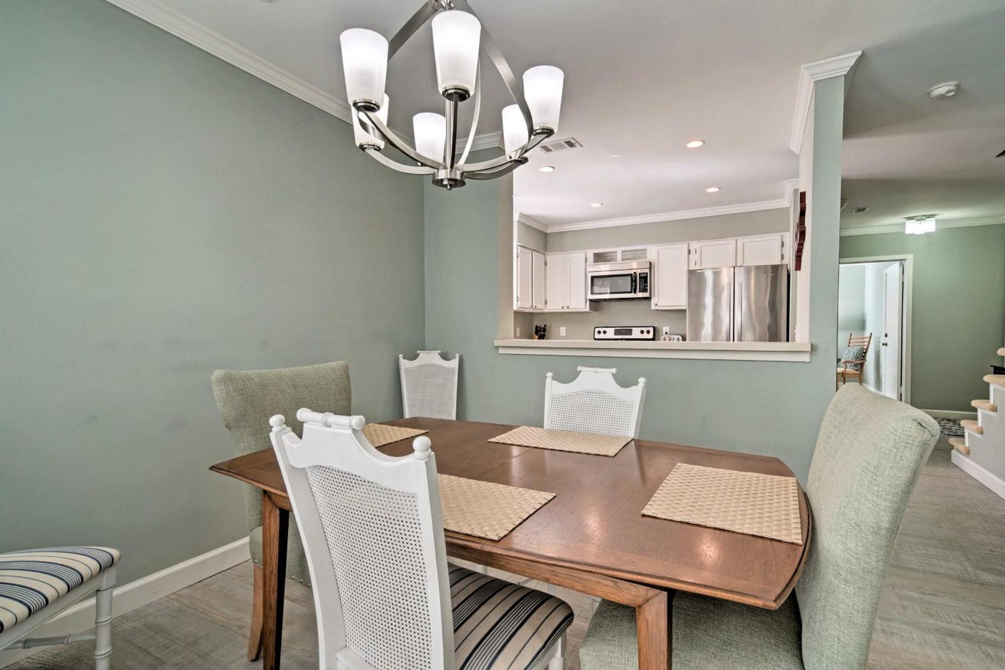 Updated Hilton Head Condo Balcony, Walk To Beach Хилтън Хед Айлънд Екстериор снимка