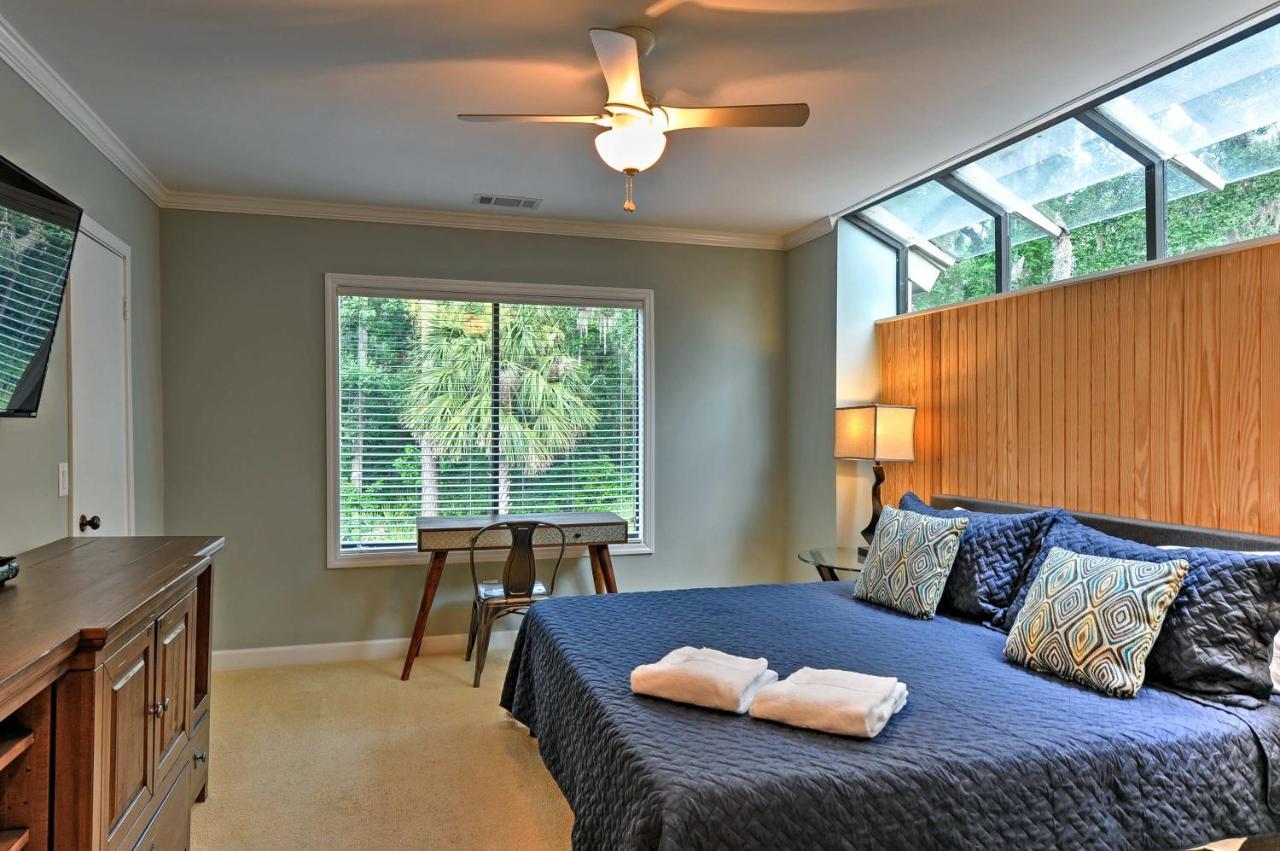 Updated Hilton Head Condo Balcony, Walk To Beach Хилтън Хед Айлънд Екстериор снимка
